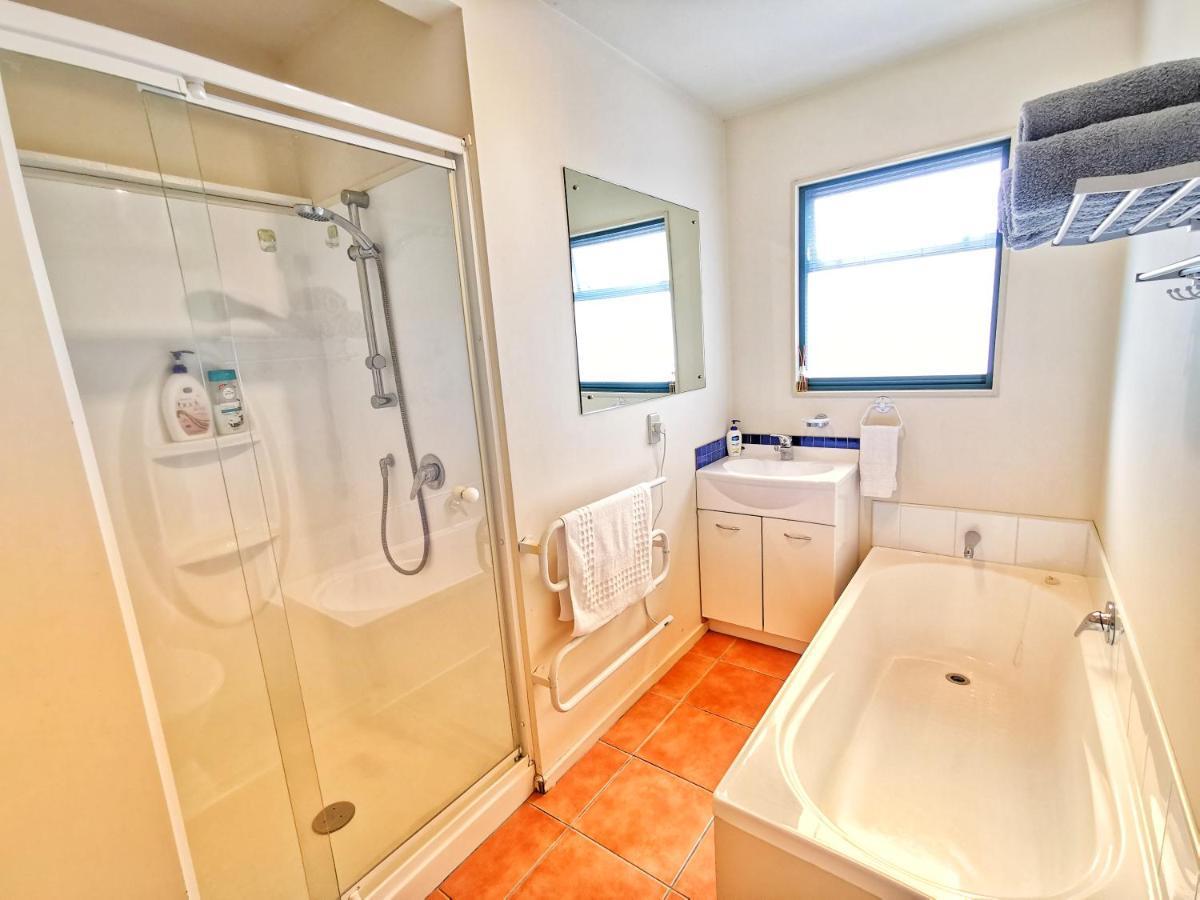 Atarau Grove Holiday House Paraparaumu Εξωτερικό φωτογραφία